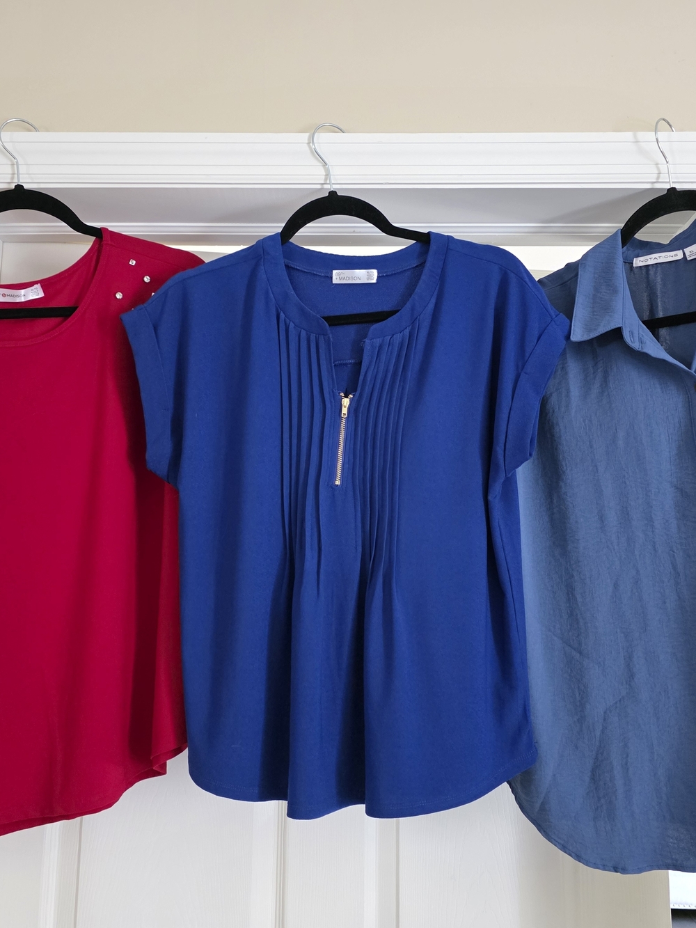 Women’s Short-Sleeve Bundle Of Three Blouses Size XL